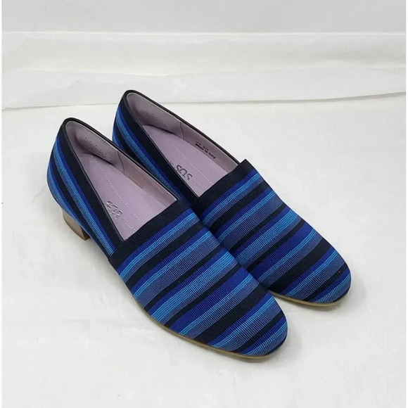 SAS Brenda Pumps Blue Striped Fabric Comfort Shoes Dress Women's Size 7W - Picture 1 of 9